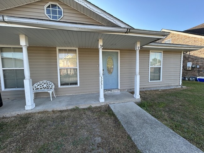 Building Photo - 3231 Bradbury St