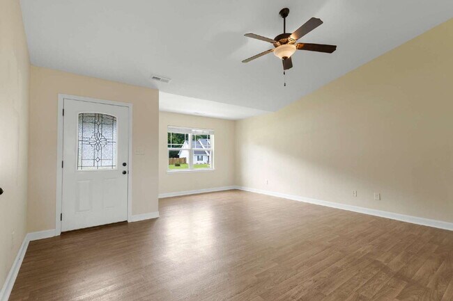 Building Photo - 102 Bridgeport Dr
