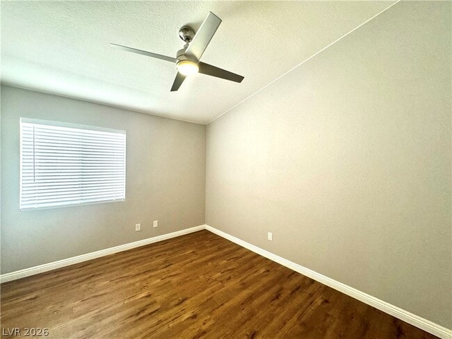 Building Photo - 10224 Desert Wind Dr