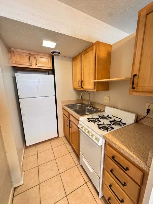 Building Photo - 1425 G St