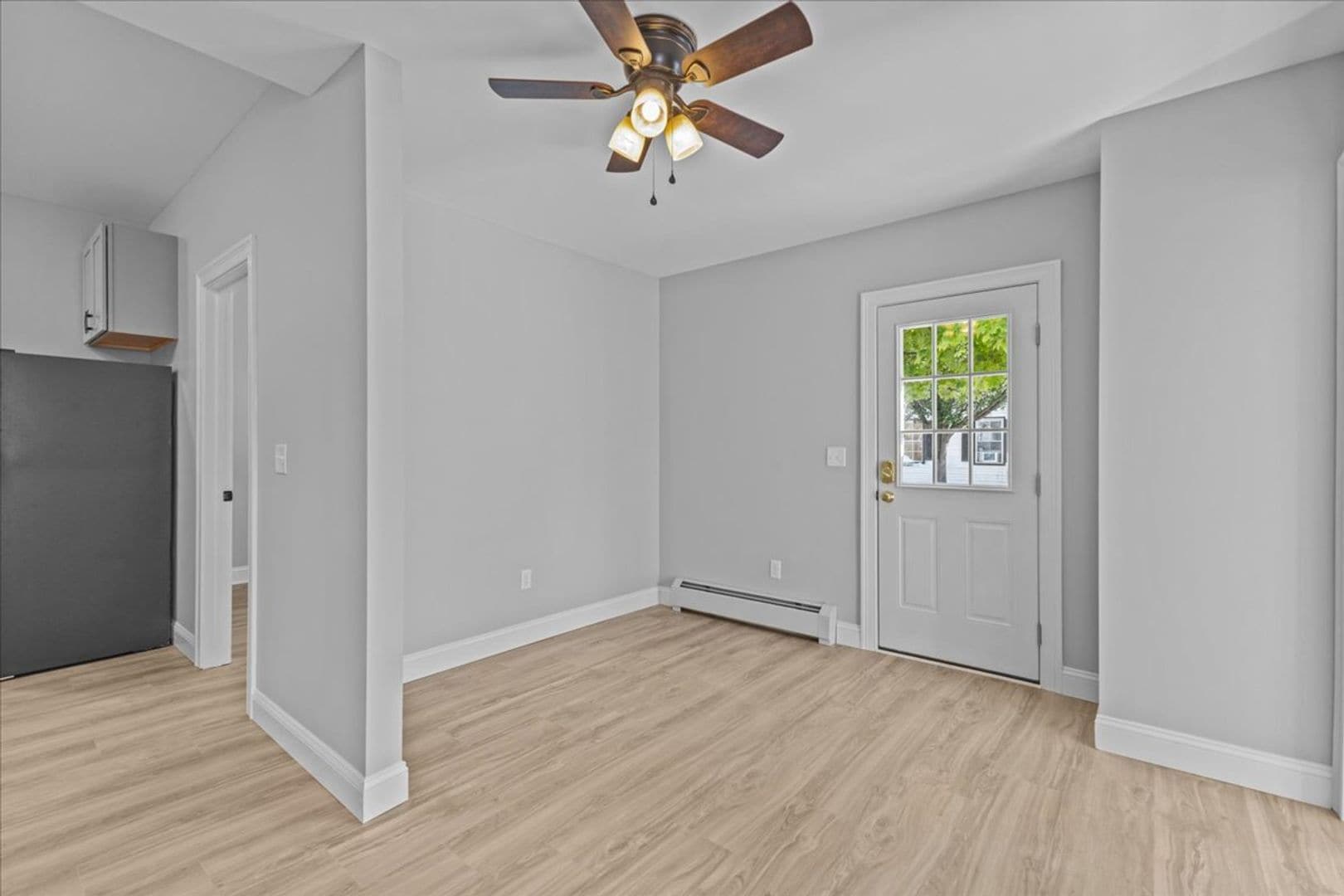 Building Photo - 45 Rose St