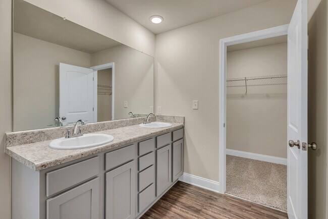 Building Photo - 7211 Berrywood Ct NW