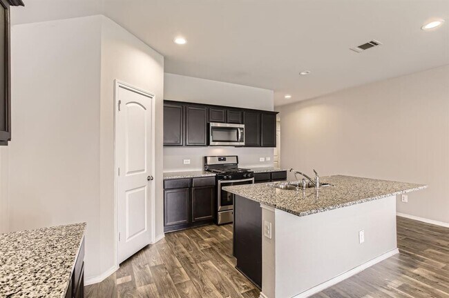 Building Photo - 14607 Blackbrush Mnr
