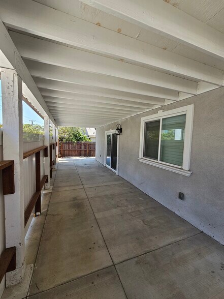 Building Photo - 3832 Temple City Blvd