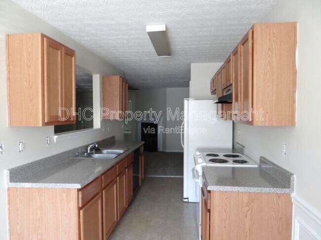 Building Photo - 2812 Vining Ridge Terrace