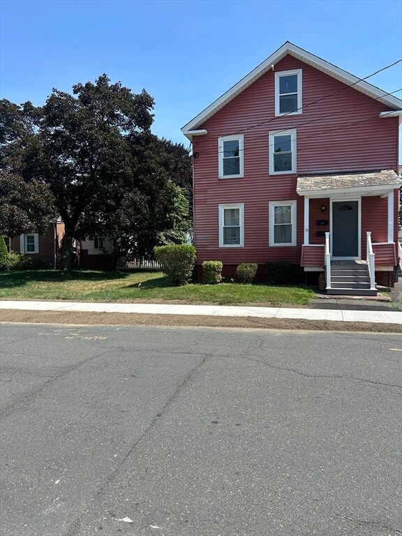 Primary Photo - 38 Cross St