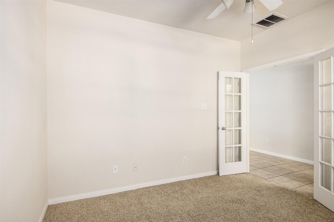 Building Photo - 25609 Tiverton Forest Ct