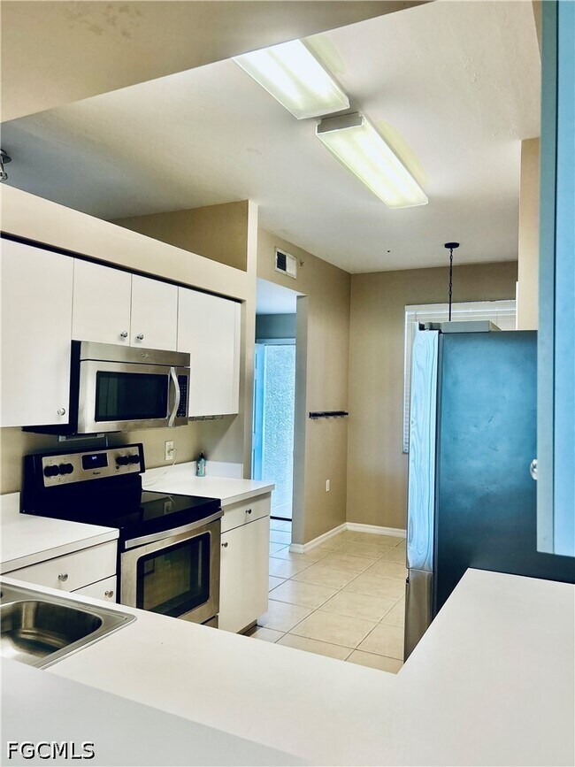 Building Photo - 21350 Lancaster Run