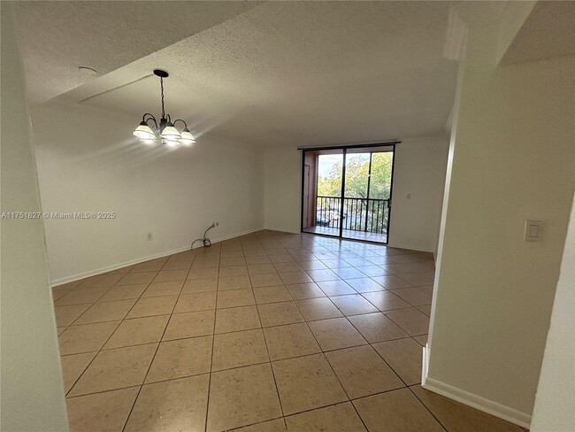 Building Photo - 8730 SW 133rd Avenue Rd