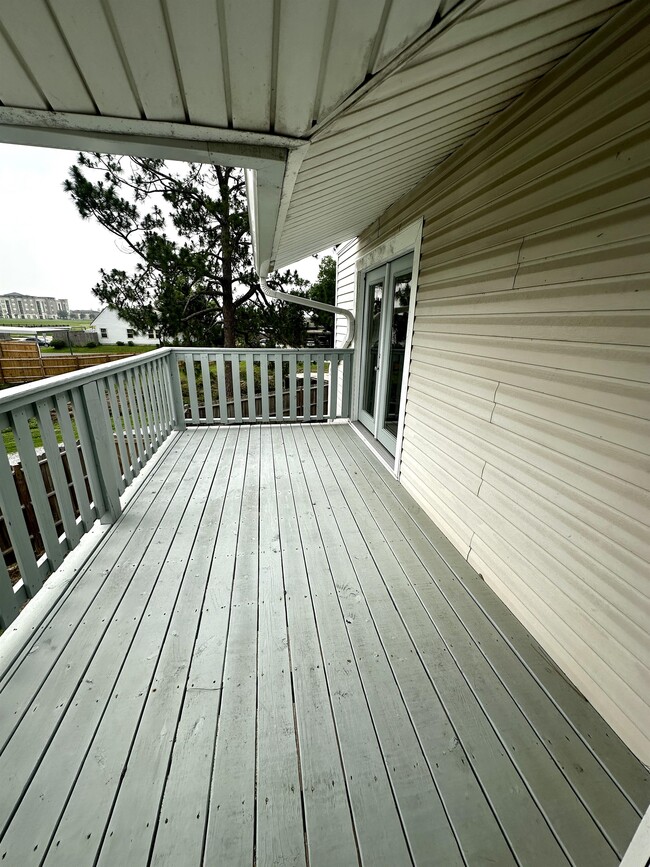 Building Photo - 1814 Fox Run Dr