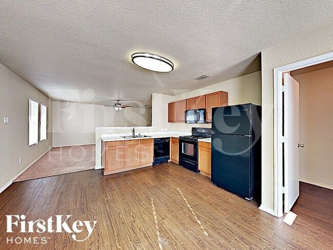 Building Photo - 14112 Silkwood Dr