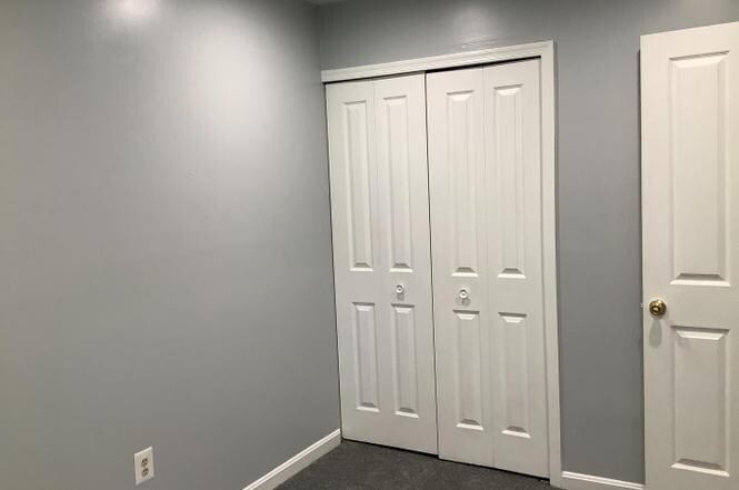 Building Photo - 659 Realm Ct W