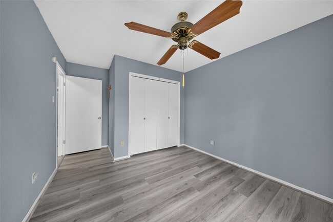Building Photo - 5714 Arbor Vitae Dr