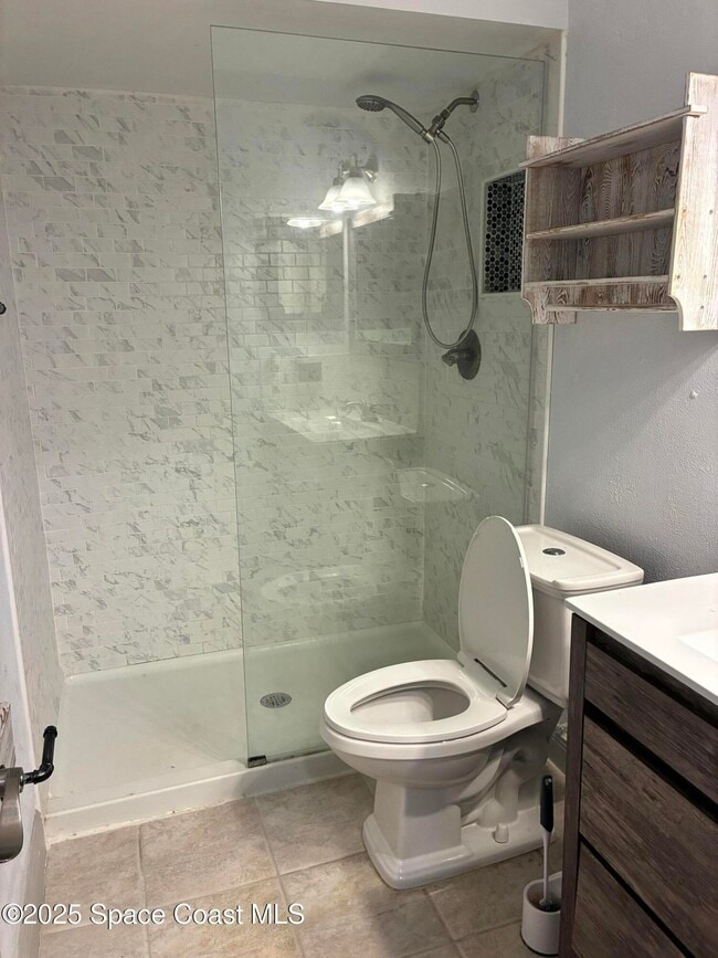 Building Photo - 467 Ibis Ln