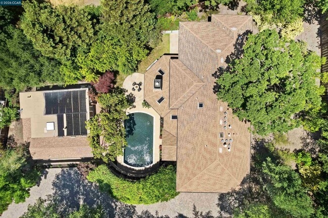 Building Photo - 1754 Reliez Valley Rd