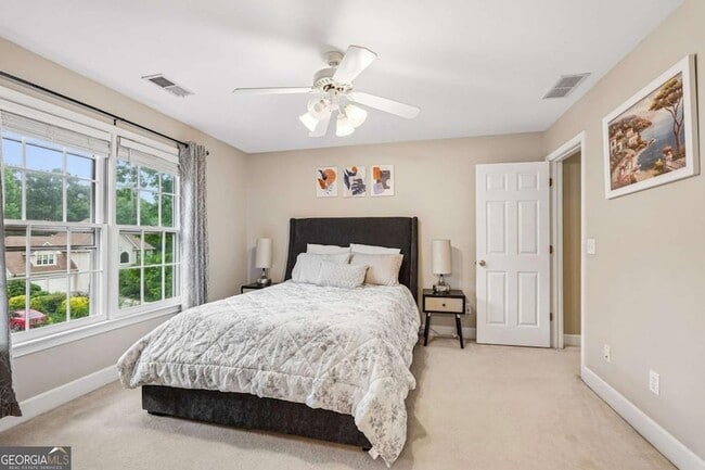 Building Photo - 3302 Greencastle Chase NE