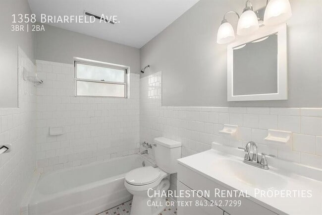 Building Photo - 1358 Briarfield Ave