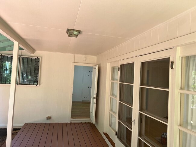 Building Photo - 1006 Ilima Dr