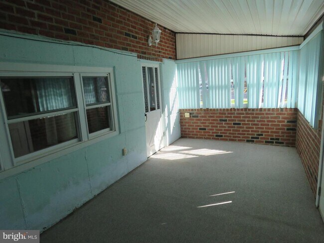 Building Photo - 12839 Elnora Rd