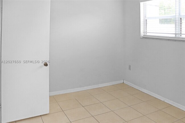 Building Photo - 15006 SW 80th St
