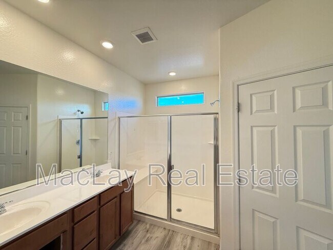 Building Photo - 2372 E Dust Devil Dr