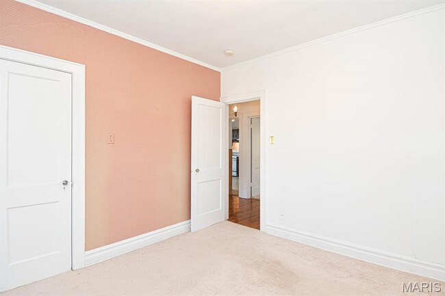 Building Photo - 1071 Terrace Dr