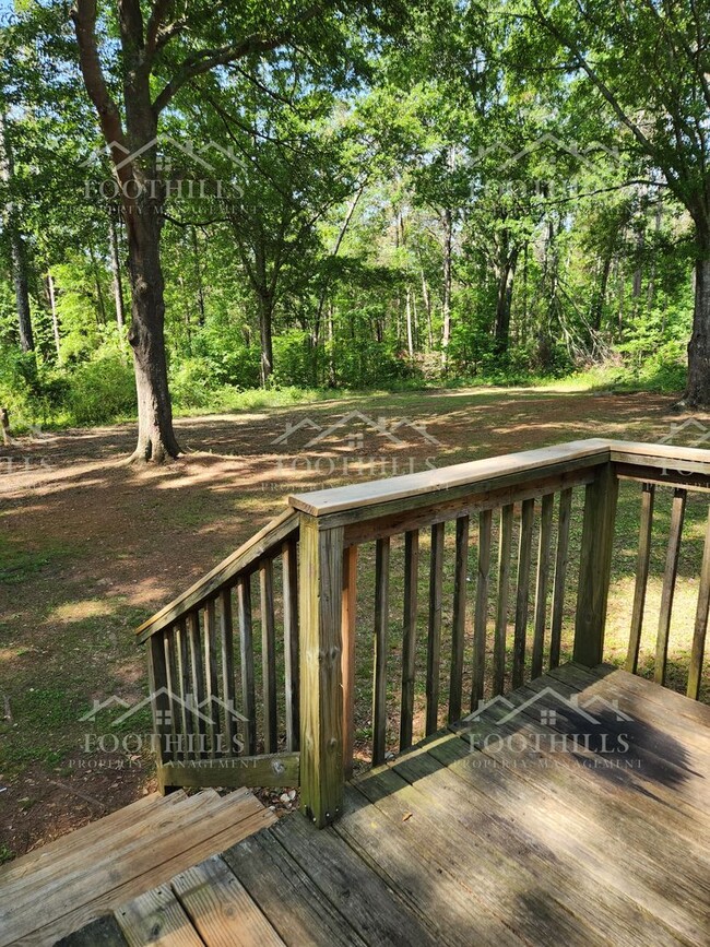Building Photo - Woodfern Haven: 3-Bed, 2-Bath Mobile Home ...