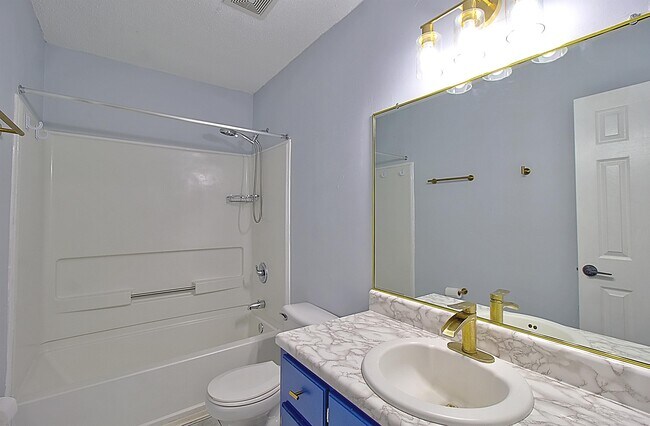 Building Photo - 815 Sagewood Dr