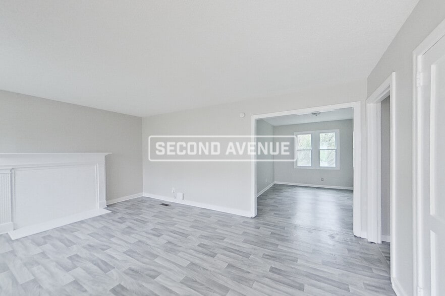 Building Photo - 7825 Rugby Ct