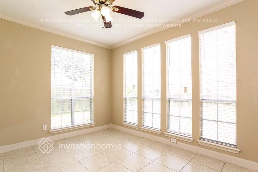 Building Photo - 18406 Spinner Ct Dr