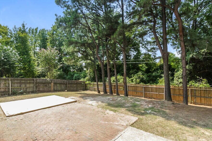 Building Photo - 1365 Sandy Stone Ln