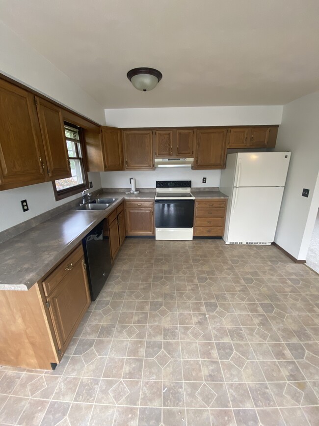 Kitchen - 2912 12th St S