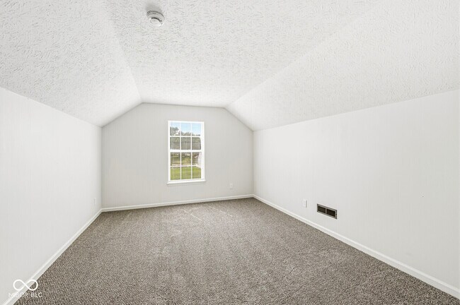 Building Photo - 2747 Foxbriar Pl