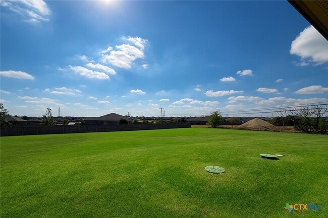 Building Photo - 3749 W Amity Rd