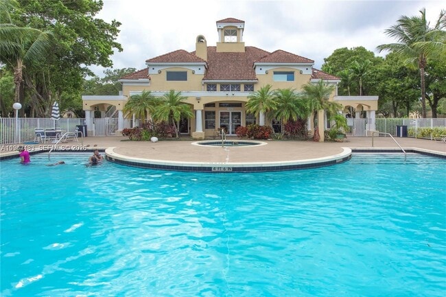 Building Photo - 2667 NW 33rd St