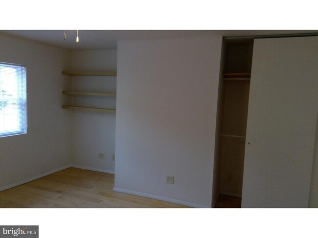 Building Photo - 379 Old Forge Crossing