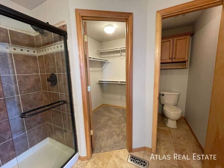 Building Photo - 6388 La Plata Peak Dr