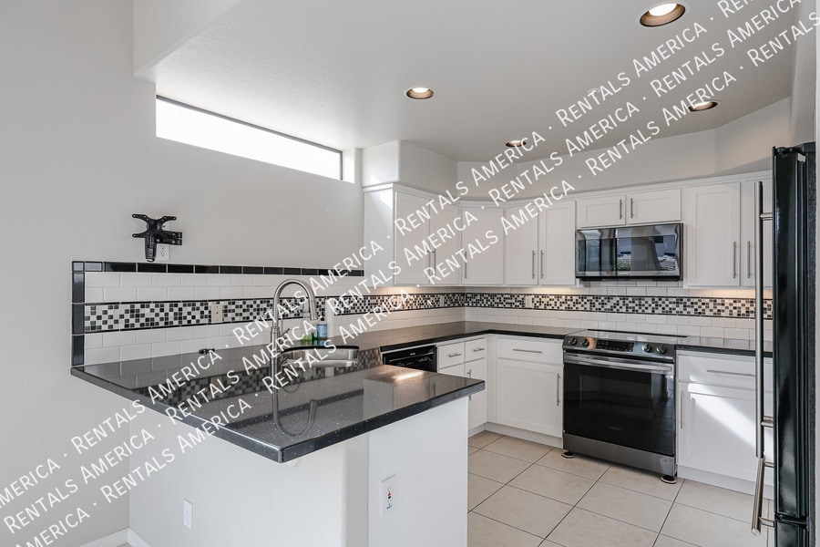 Building Photo - 7400 E Gainey Club Dr