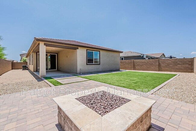 Building Photo - 25930 N Langley Dr