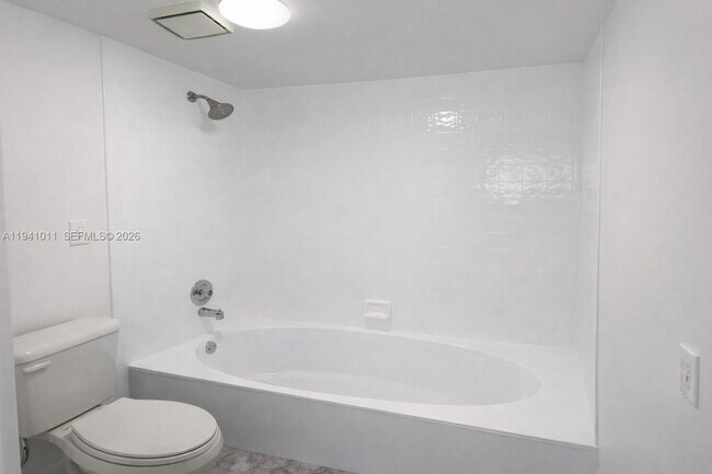 Building Photo - 3552 Magellan Cir