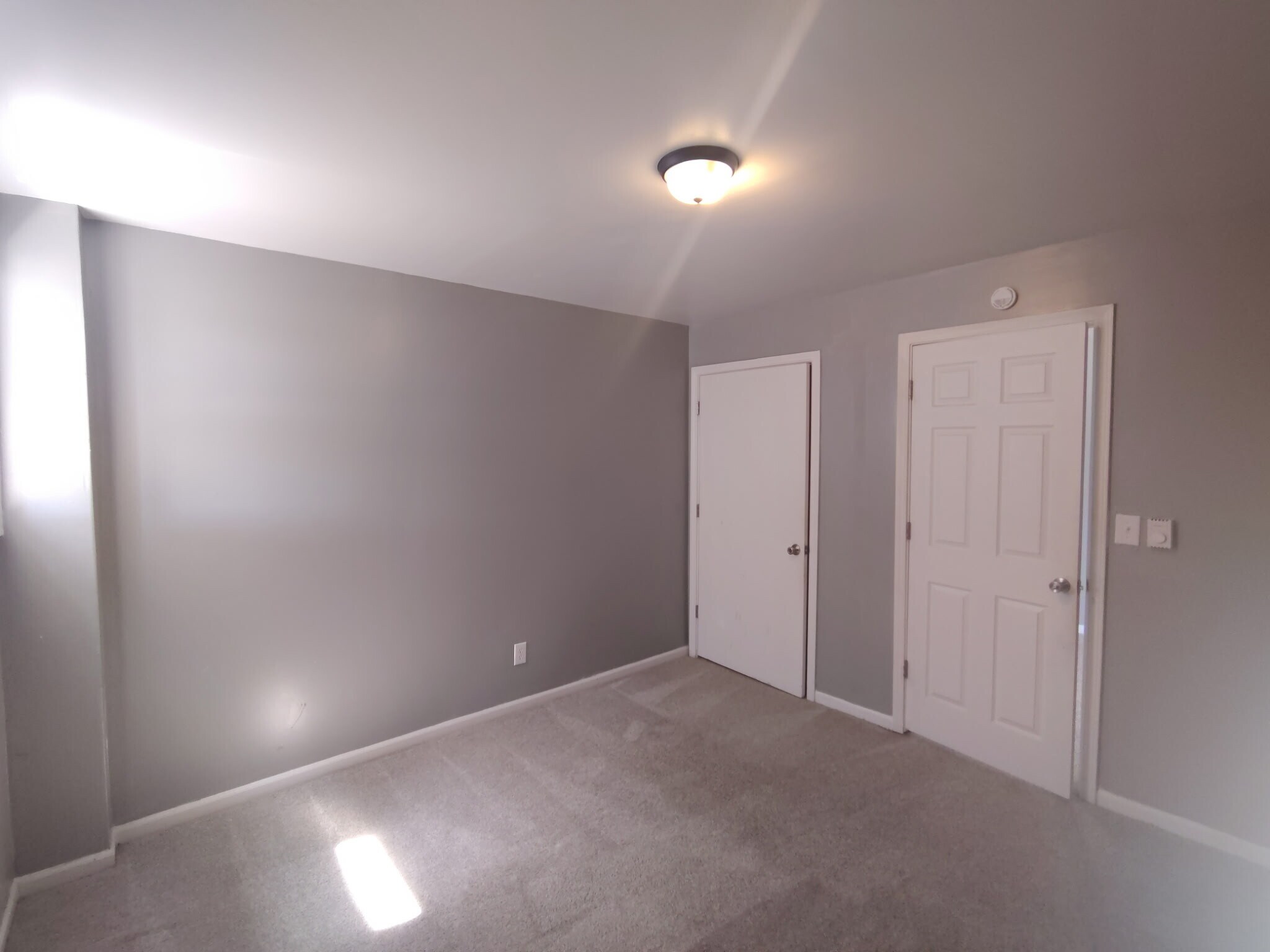 Building Photo - 1807 Meridian St