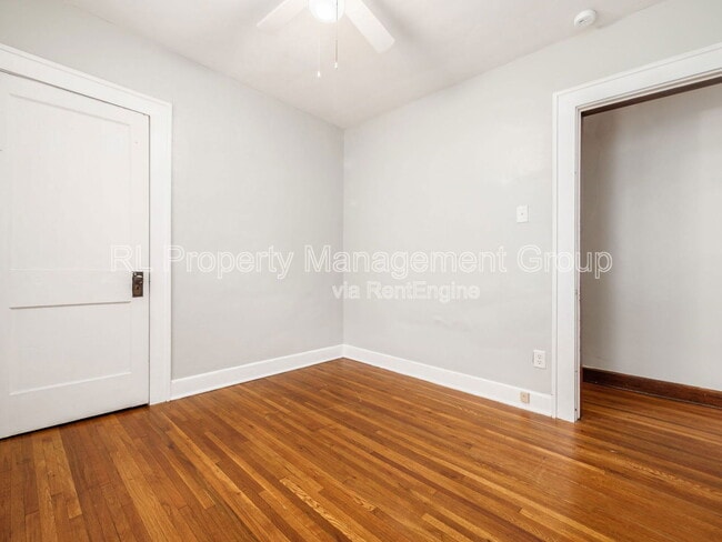 Building Photo - 219 Olentangy St