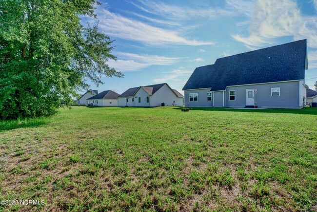 Building Photo - 109 Easton Dr