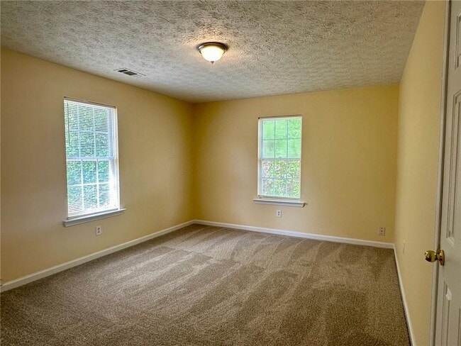 Building Photo - 655 Baron Dr