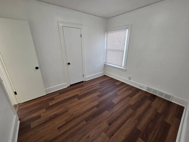 Building Photo - 12417 Soika Ave
