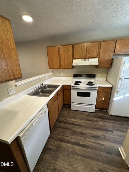 Building Photo - 2940 Faversham Pl