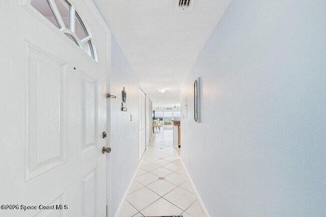 Building Photo - 1305 S Atlantic Ave