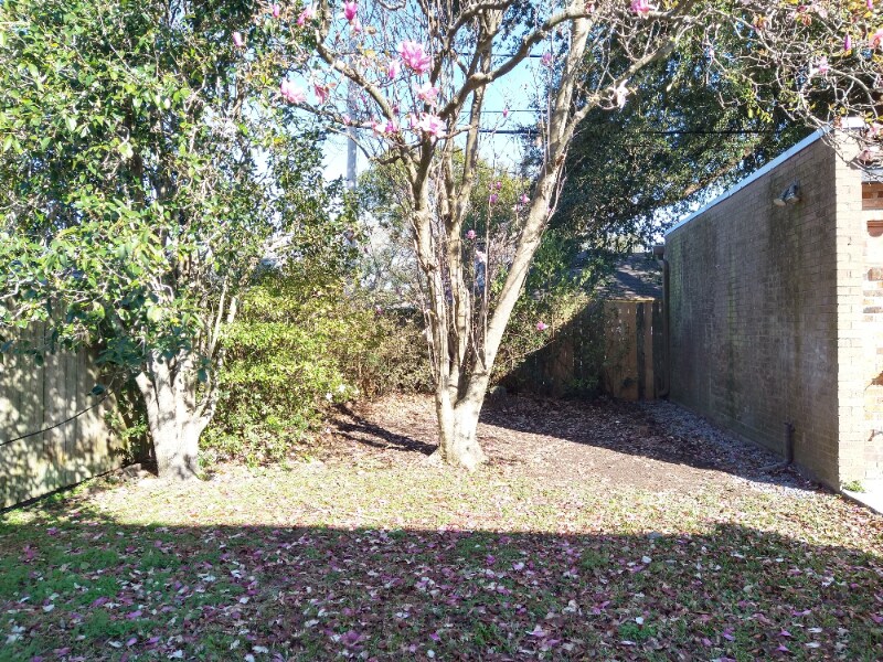 Building Photo - 3319 Metairie Ct