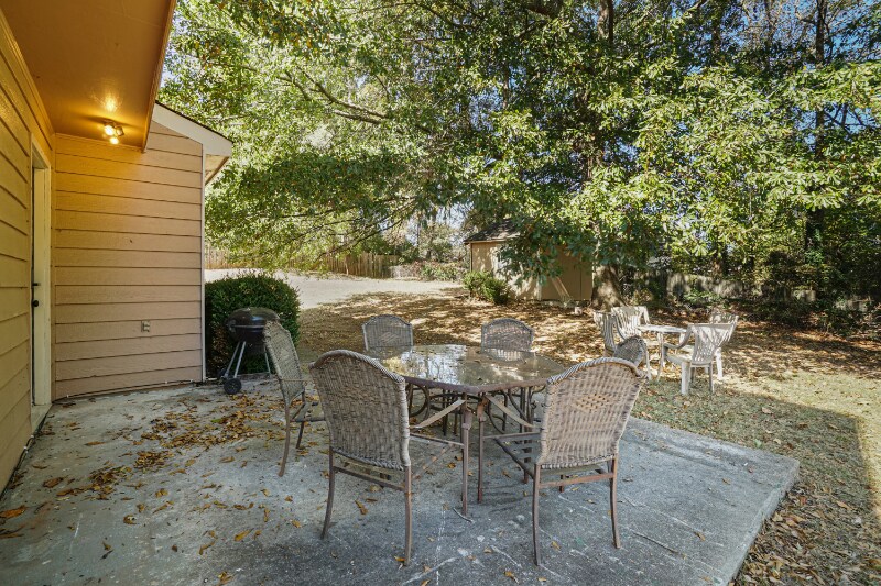 Building Photo - 2280 Carrington Dr