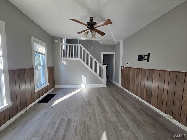 Primary Photo - 133 N Fulton St